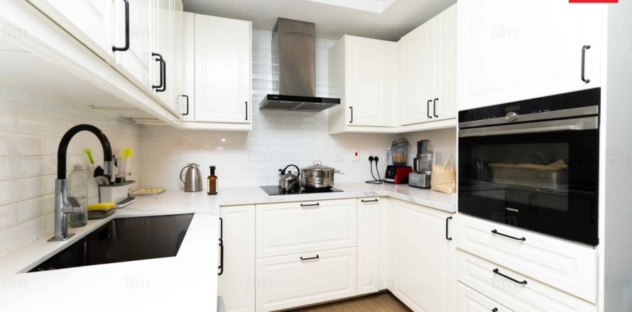 4 bedrooms Townhouse No. 107264