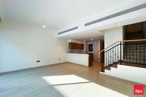 5 bedrooms Townhouse in Dubai, UAE No. 105796 2