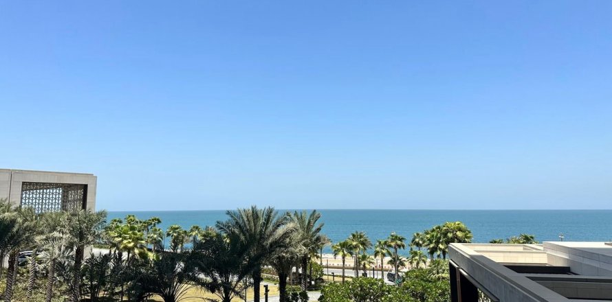2 bedrooms Apartment in Palm Jumeirah, UAE No. 105821