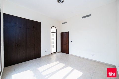 Townhouse de 4 dormitorios en Dubai, UAE No. 89839 9