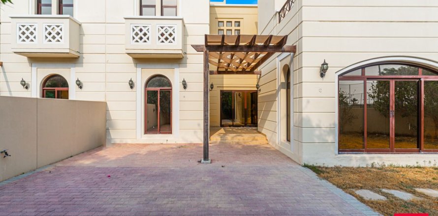 Townhouse de 4 dormitorios en Dubai, UAE No. 89839