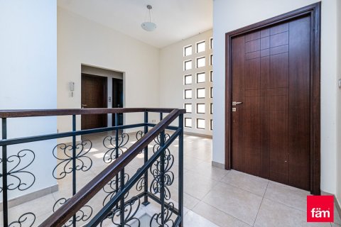 Townhouse de 4 dormitorios en Dubai, UAE No. 89839 4