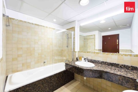 Apartment de 2 dormitorios en Dubai, UAE No. 89840 3
