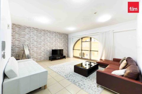 Apartment de 2 dormitorios en Dubai, UAE No. 89840 2