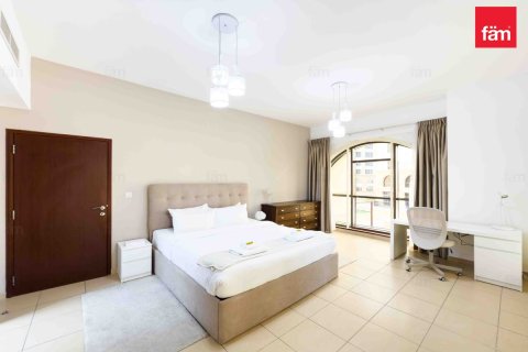 Apartment de 2 dormitorios en Dubai, UAE No. 89840 11