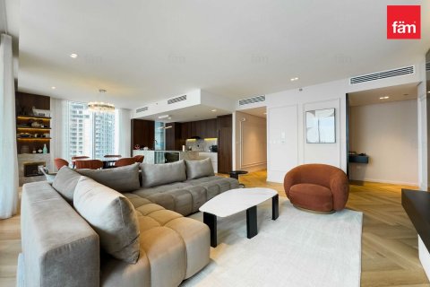 Apartment de 3 dormitorios en Dubai, UAE No. 103914 2