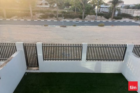 Villa de 5 dormitorios en Al Furjan, UAE No. 103909 3
