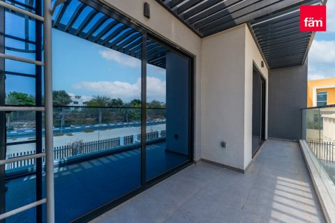 Villa de 5 dormitorios No. 103909 12