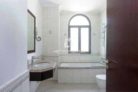 Villa de 4 dormitorios en Garden Homes, UAE No. 77601 10