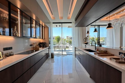 5 bedrooms Villa in Ghantoot, UAE No. 49662 8