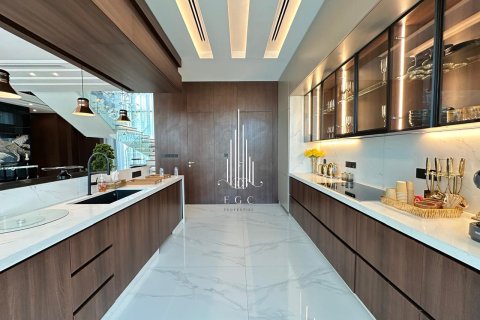 5 bedrooms Villa in Ghantoot, UAE No. 49662 4