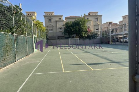 3 bedrooms Villa in Doha, Qatar No. 58079 7