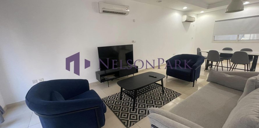 3 bedrooms Villa in Doha, Qatar No. 58079