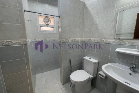 3 bedrooms Villa in Doha, Qatar No. 58079 12