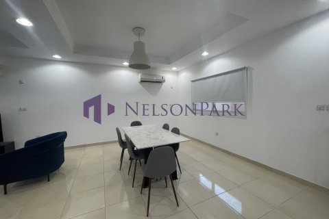 3 bedrooms Villa in Doha, Qatar No. 58079 6