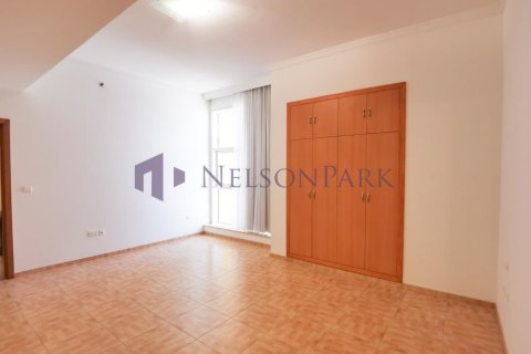 3 bedrooms Apartment in Doha, Qatar No. 58080 9