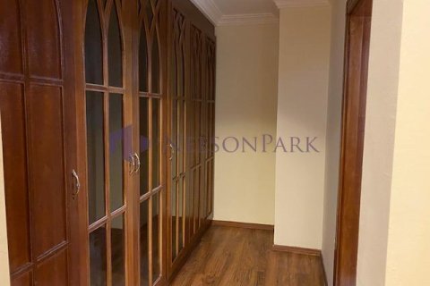 Villa de 5 chambres à Doha, Qatar No. 58383 11
