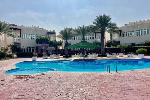 5 bedrooms Villa in Doha, Qatar No. 58384 12