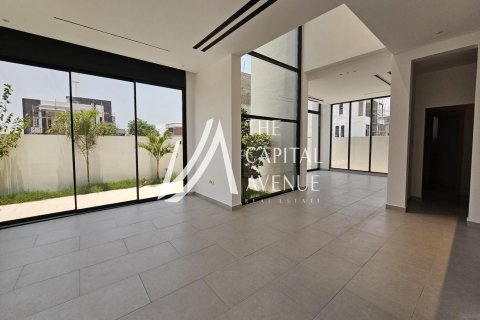 5 bedrooms Villa on the Yas Acres, UAE No. 86492 3
