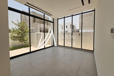 5 bedrooms Villa on the Yas Acres, UAE No. 86492 5