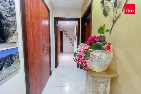 Appartement de 2 chambres à Dubai Sports City, UAE No. 104110 8