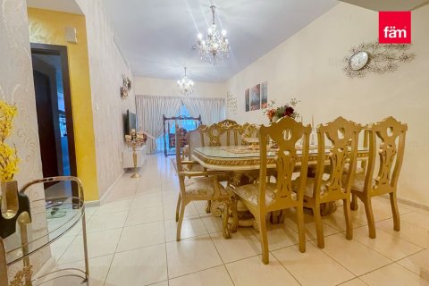Appartement de 2 chambres à Dubai Sports City, UAE No. 104110 3