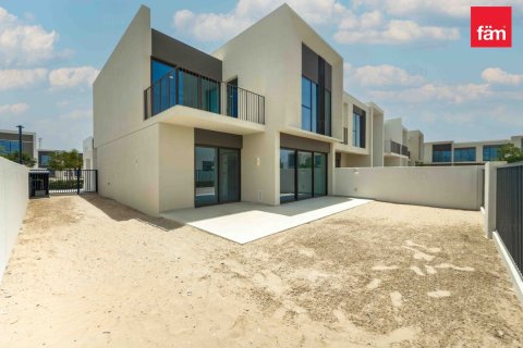Townhouse de 4 chambres à Dubai, UAE No. 104130 2