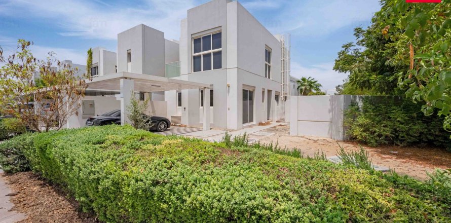 Townhouse de 4 chambres à Dubai, UAE No. 104109