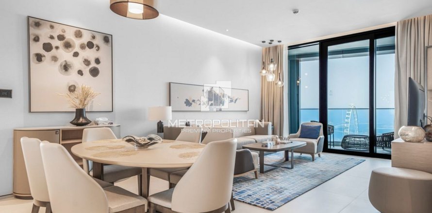 Квартира с 3 спальнями в Джумейра Бич Резиденс, ОАЭ №9125