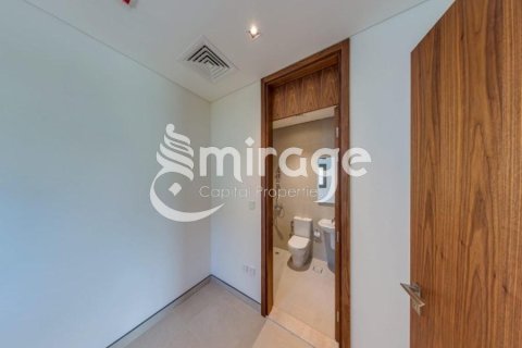 Villa de 5 dormitorios en Abu Dhabi, UAE No. 81030 10