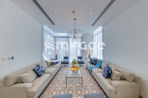 Villa de 5 dormitorios en Abu Dhabi, UAE No. 81030 3
