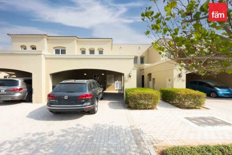 Villa de 2 dormitorios en Dubai, UAE No. 104047 20
