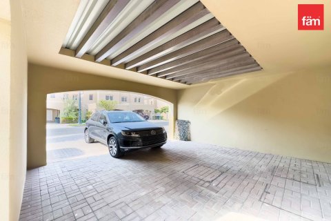 Villa de 2 dormitorios en Dubai, UAE No. 104047 15