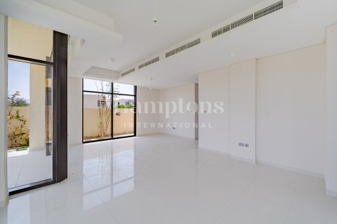 Villa de 6 dormitorios en Phoenix, UAE No. 73163 12
