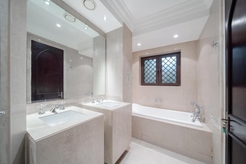 Appartement de 2 chambres à Downtown Dubai (Downtown Burj Dubai), UAE No. 89400 13
