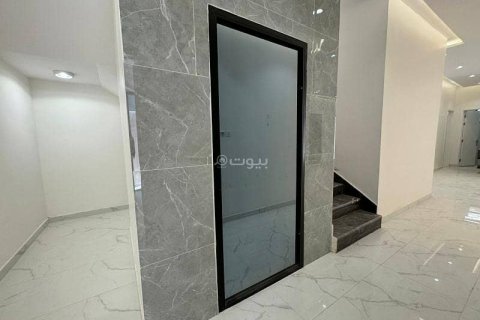 Вилла с 4 спальнями в Эр-Рияд, Саудовская Аравия №99517 14