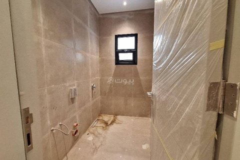 5 bedrooms Apartment in Riyadh, Saudi Arabia No. 99520 18