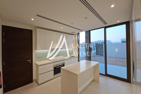 Villa de 4 chambres à Abu Dhabi, UAE No. 86784 11