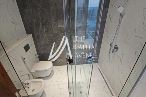 Villa de 4 chambres à Abu Dhabi, UAE No. 86784 13