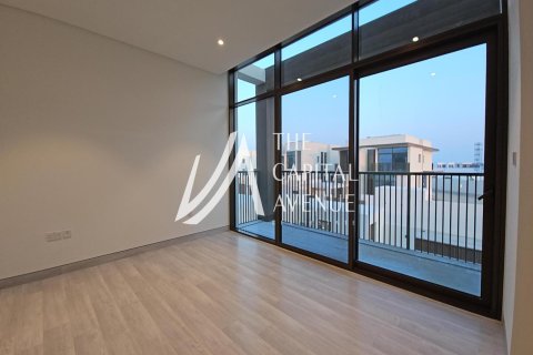 Villa de 4 chambres à Abu Dhabi, UAE No. 86784 7