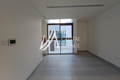 Villa de 4 chambres à Abu Dhabi, UAE No. 86784 6