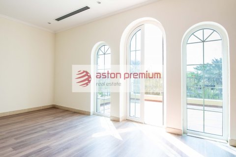 3 bedrooms Villa  No. 107012 16
