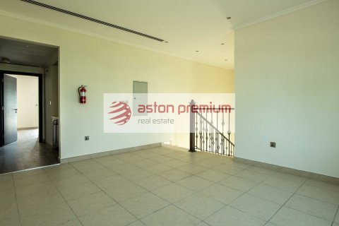 3 bedrooms Villa  No. 107012 15
