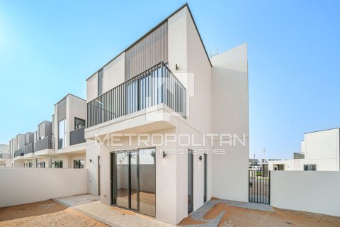 Villa de 4 chambres à EMAAR South, UAE No. 77964 2