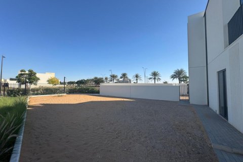 Villa de 4 chambres à EMAAR South, UAE No. 77964 24