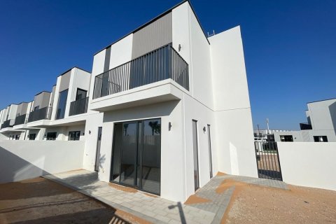 Villa de 4 chambres à EMAAR South, UAE No. 77964 23