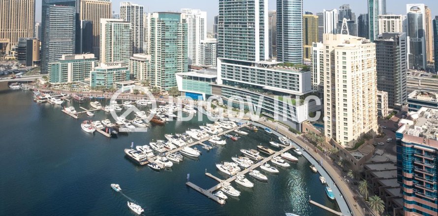 Apartment de 3 dormitorios en Dubai Marina, UAE No. 89775
