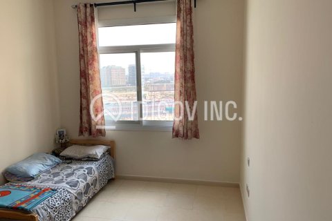 2 bedrooms Apartment in Dubai Land, UAE No. 89773 8