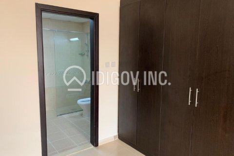 2 bedrooms Apartment in Dubai Land, UAE No. 89773 7