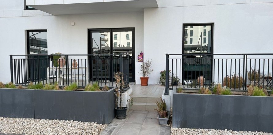 Apartment de 2 dormitorios en  Yas Island, UAE No. 79739